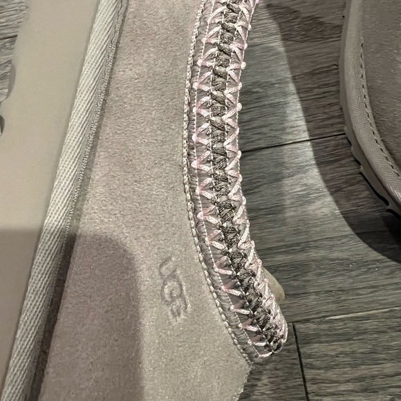 UGG Tasman Slipper 5955-GOA womens sz. （Ships out in one day） - Picture 7 of 8